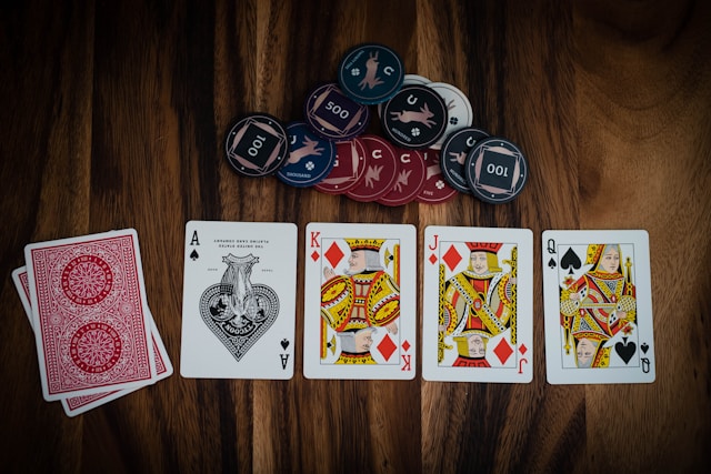 stories/assorted-playing-cards.jpg
