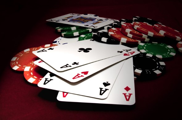 stories/cards-chips-casino.jpg