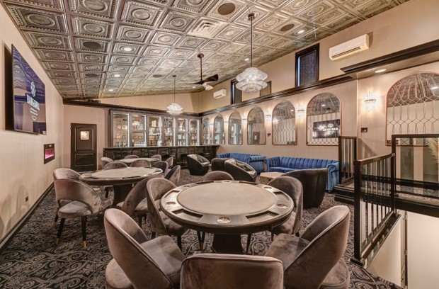 Experience Upscale Ambiance at HMD Bar and Grill for Your Next Event in Chicago Ridge