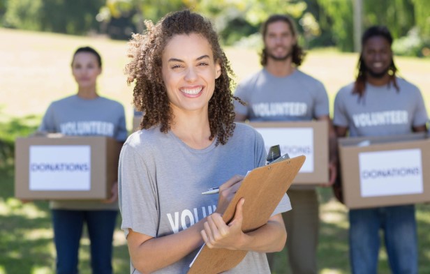 Why Does Volunteer Experience Matter in Medical School Admissions Evaluations?